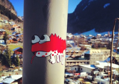 Don't Rain red lizard sticker, snowboarding, Morzine, France